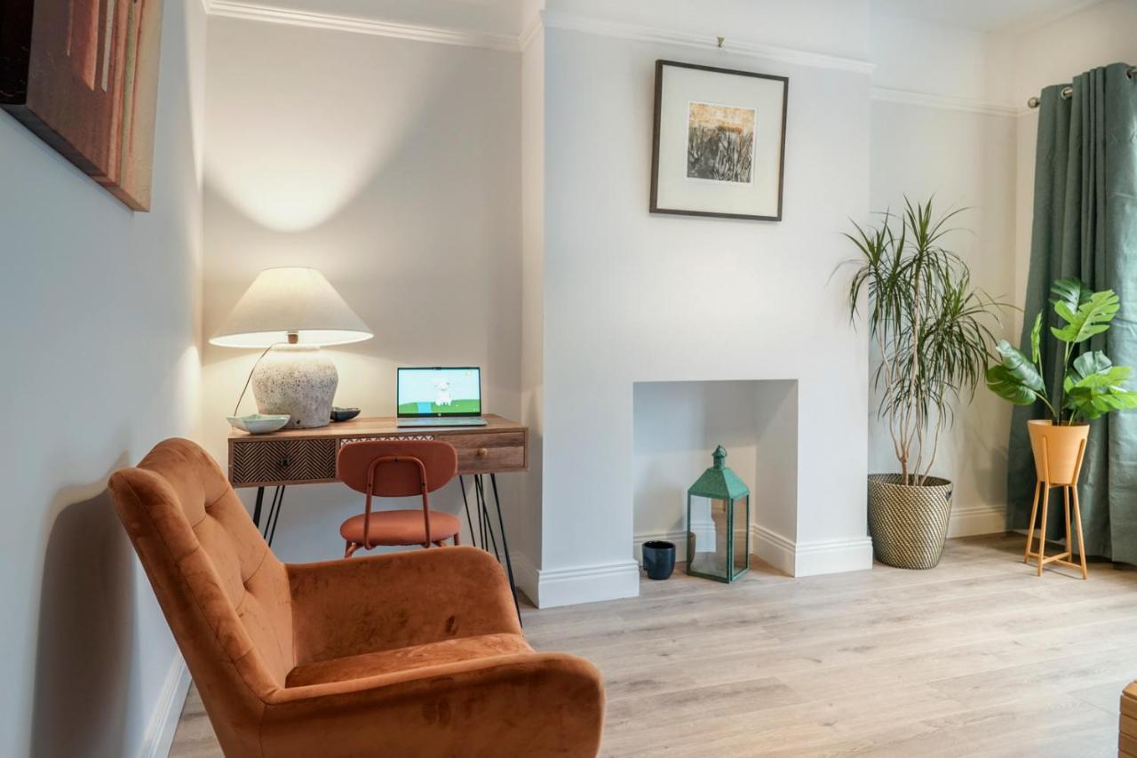 Close To City Centre Stylish 3 Bedroom House Belfast Eksteriør billede
