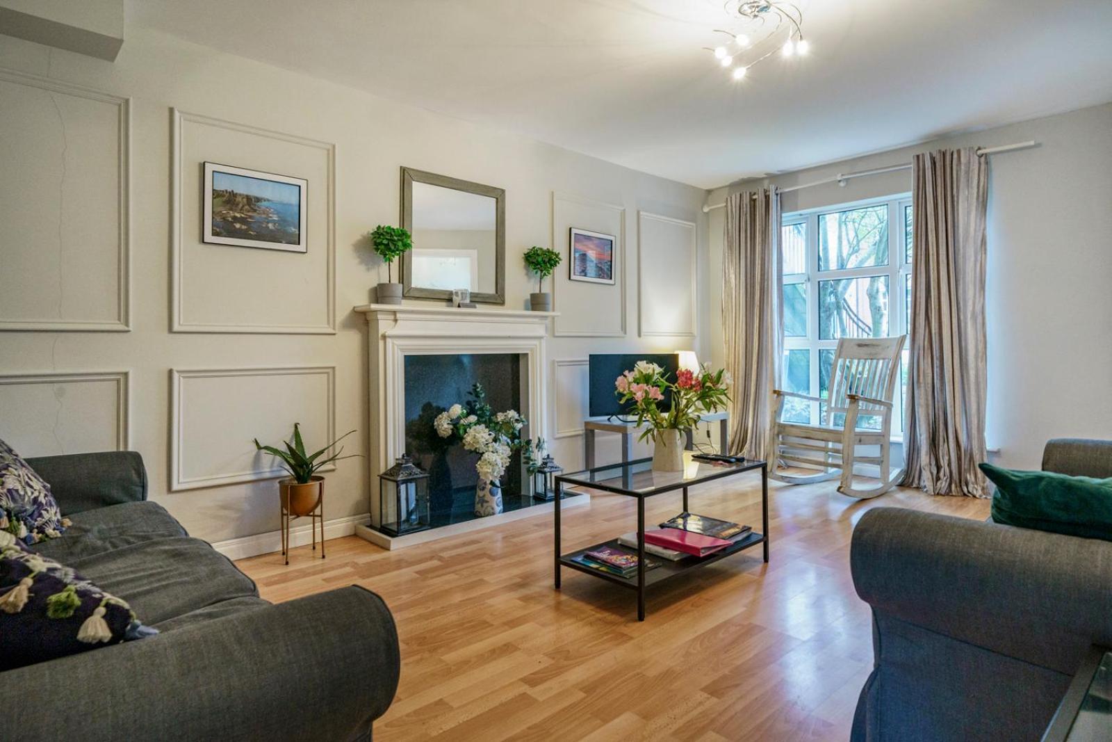 Close To City Centre Stylish 3 Bedroom House Belfast Eksteriør billede